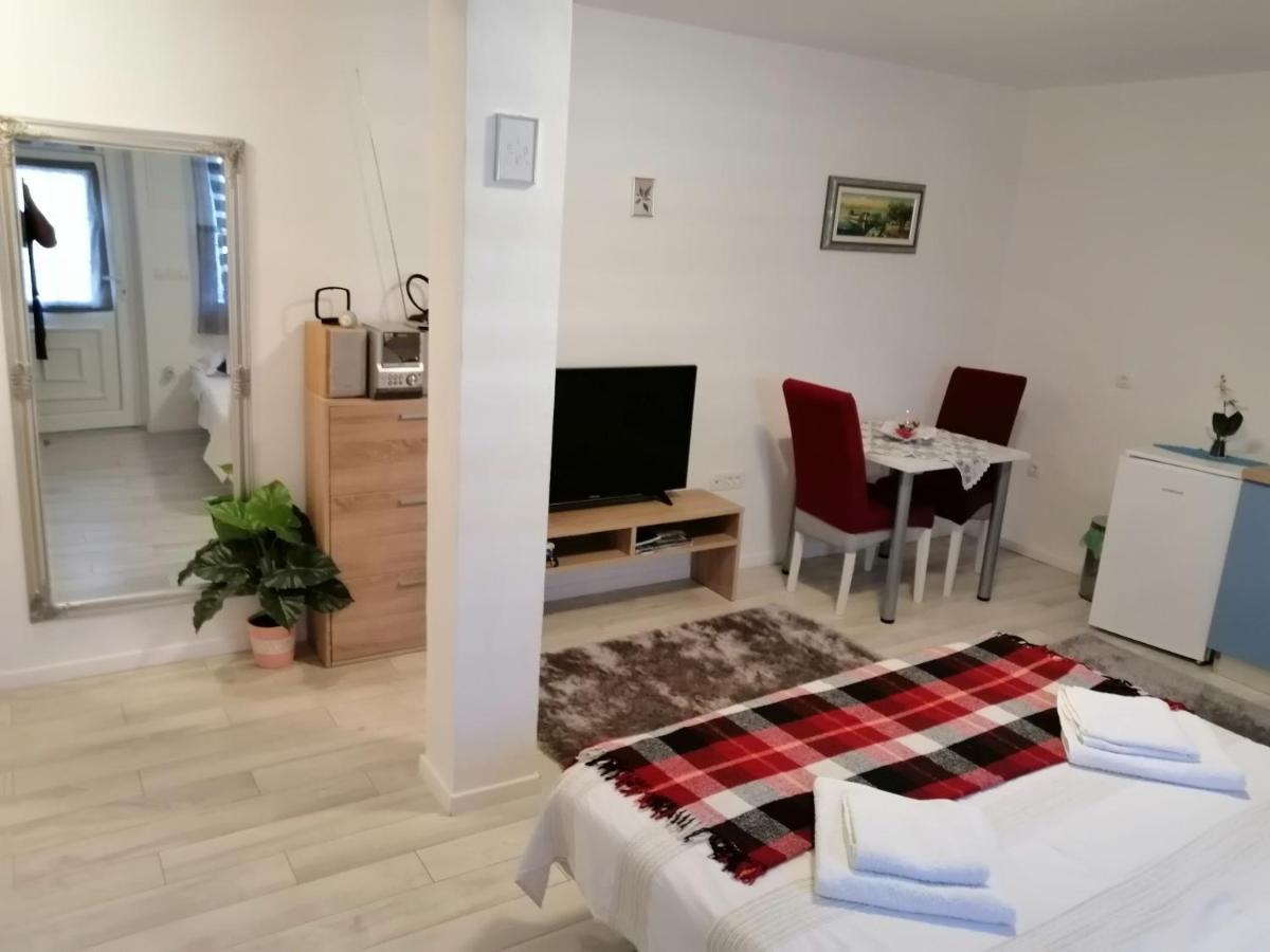 Ferienwohnung Flash Šibenik Exterior foto
